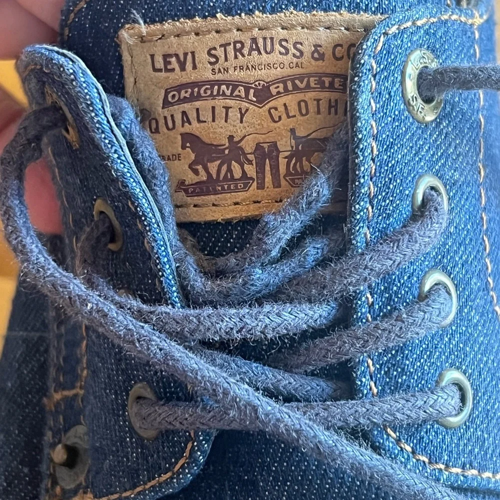 Levi's sz 7.5 Blue Oxford lace up dress Shoes Classic Derby denim Jean loafers